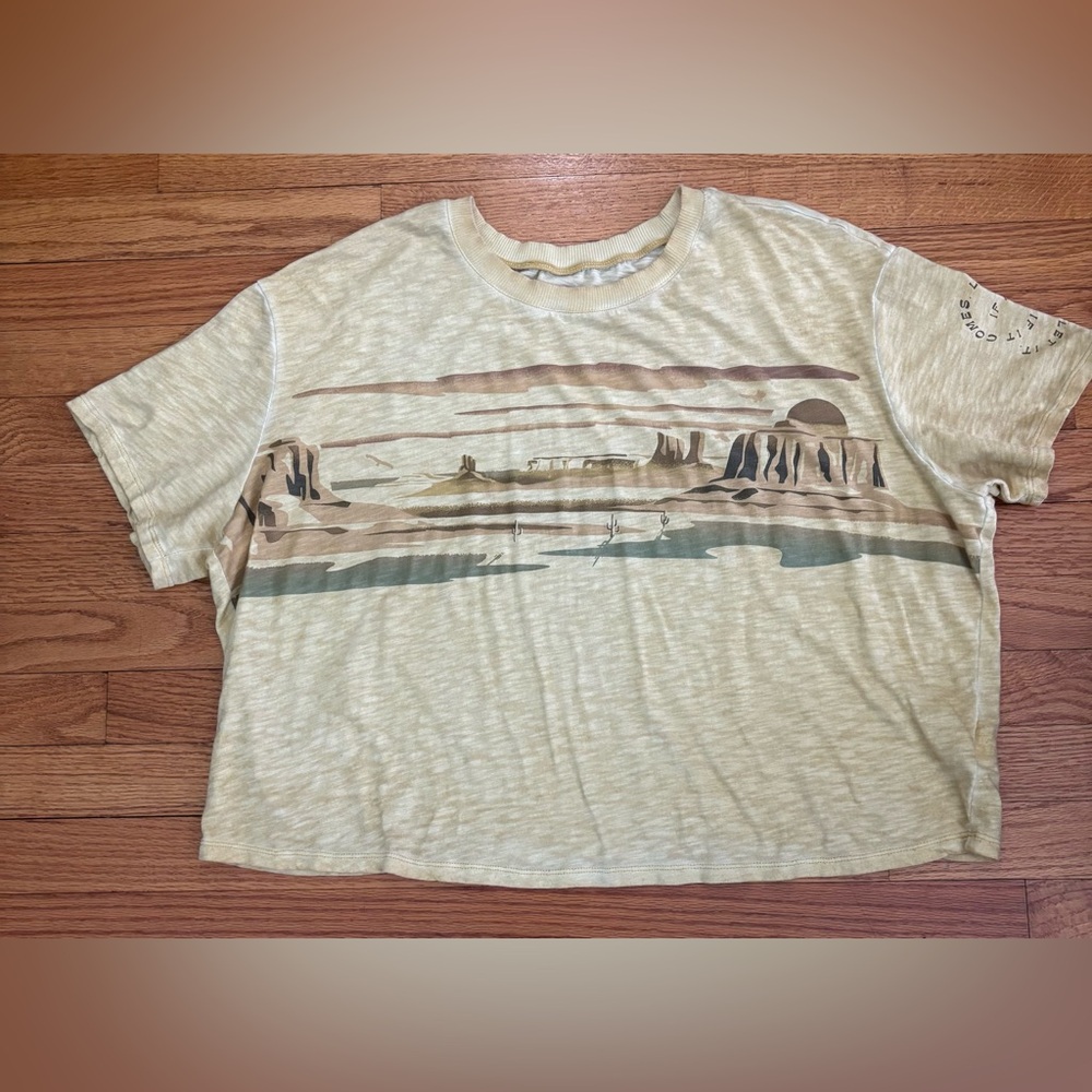 Torrid Slub Jersey Women’s Sz 1 (1X-14/16)  Multicolor Cropped Tee Scenic Shirt